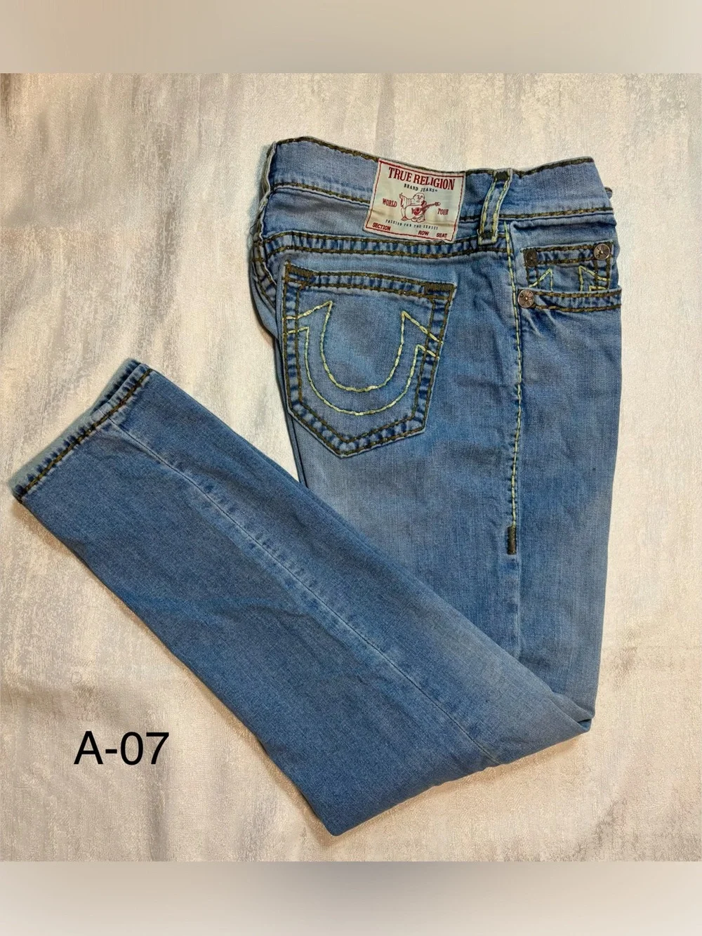 True Religion Rocco Relaxed Skinny Jeans Contrast Stitch Blue Denim Size 34